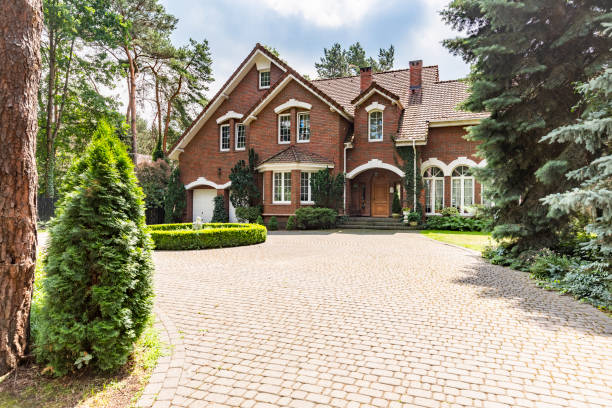Best Driveway Paving Contractor  in Rlsbad, CA